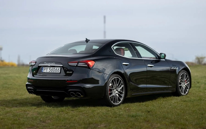 Maserati Ghibli cena 367000 przebieg: 27640, rok produkcji 2022 z Bolków małe 326